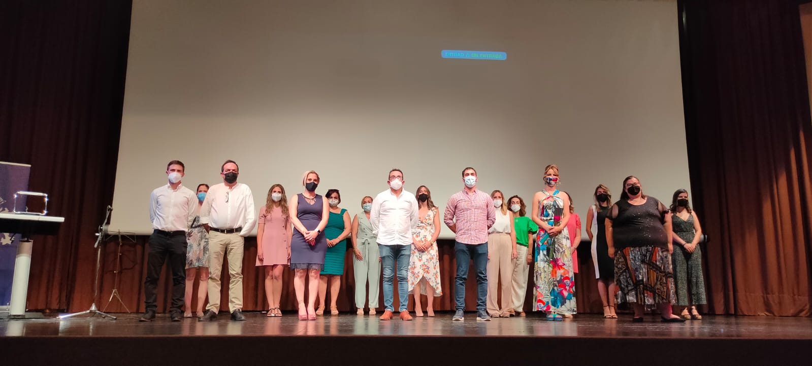 La Presidenta de la Confederación Valenciana de Padres de Alumnos Madrina en el Acto de Graduación del Colegio Público de Hurchillo